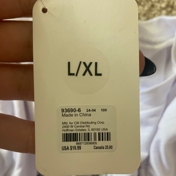 Tee - Picture 3 of 3